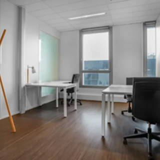 Bureau privé 15 m² 3 postes Coworking Allée de Boutaut Bordeaux 33300 - photo 1